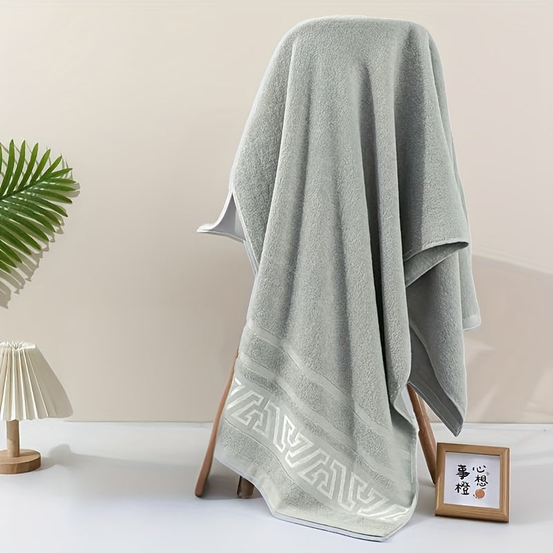 Ein einzelnes Badetuch, 69,85 cm x 139,7 cm, aus frischer, reiner Baumwolle mit 32 Fäden im Vintage-Ethno-Stil. Dieses Badetuch für Erwachsene ist für Männer und Frauen geeignet und bietet schnelltrocknende und hohe Wasser-