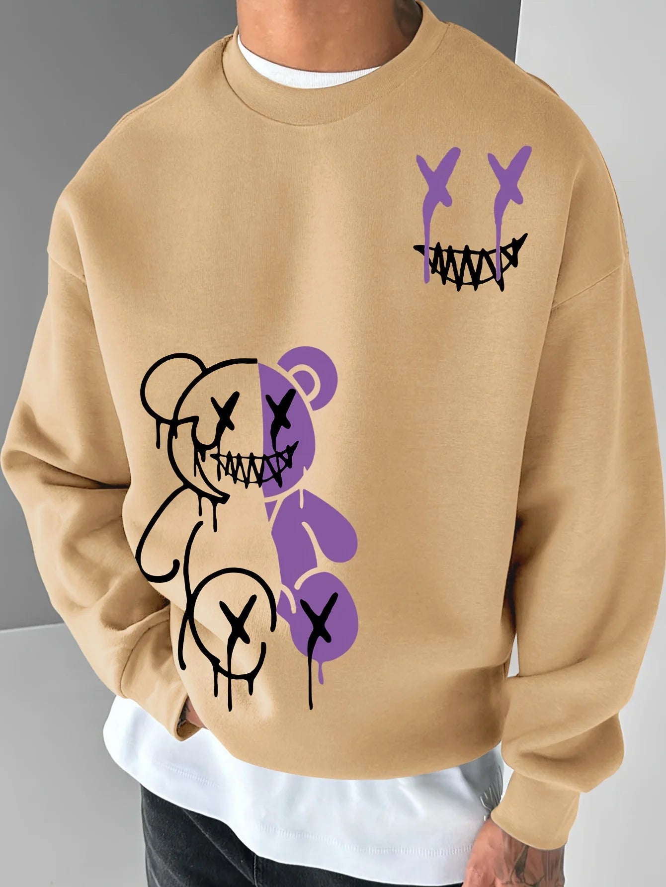 The new men's round-neck sweatshirt for Spring and Autumn 2025 features a casual fashionable and comfortable 3D pattern print