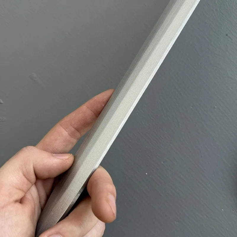 100 cm Master-Schwert Taiji Trainings-Cosplay-Modell Katana Requisiten Spielzeug Sport-Display-Peripheriegeräte mit Scheide Sammlergeschenk