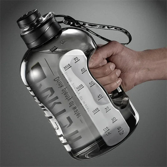 1pc Large Capacity Water Bottle 1.7L/2.7L Sports Water Bottle with Straw Portable Camping Gym Cycling Cup for Sports and Fitness