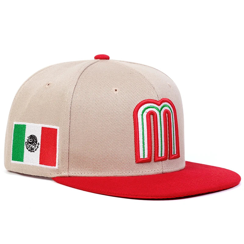 Unisex M-Buchstabe Seitliche Brasilienflaggenstickerei Hip-Hop-Mützen Frühling Herbst Outdoor Verstellbare Freizeit-Baseballkappen Sonnencremehut