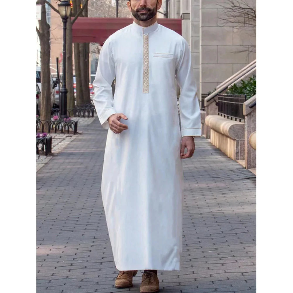 Nouvelle robe musulmane traditionnelle pour hommes, multicolore, élégante broderie ethnique, robe décontractée simple et ample pour hommes.