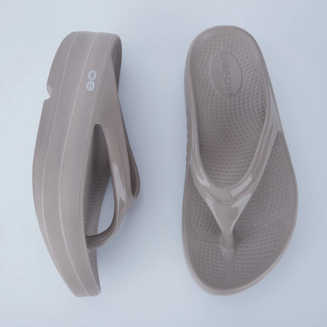 Oofos Summer Sport Flip Flops Slip Resistant Thick Sole EVA Arch Support Sandals Cushion Recovery Slides Beach Slippers