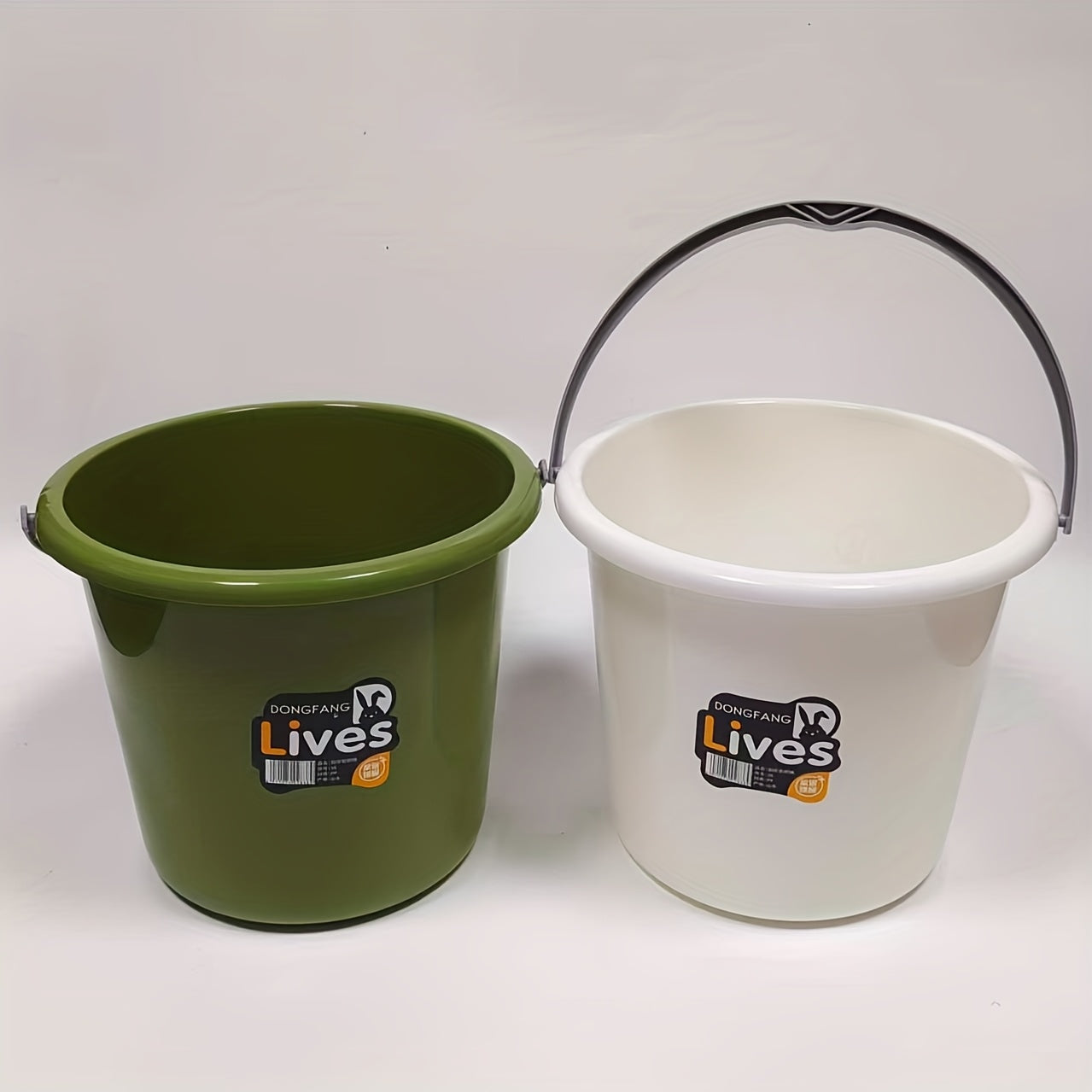 Thickened Plastic Bucket with Handle, Small/Large Size, for Home and Dormitory Use, Multi-functional Round Basin for Laundry and Bathing, Water Storage Bucket