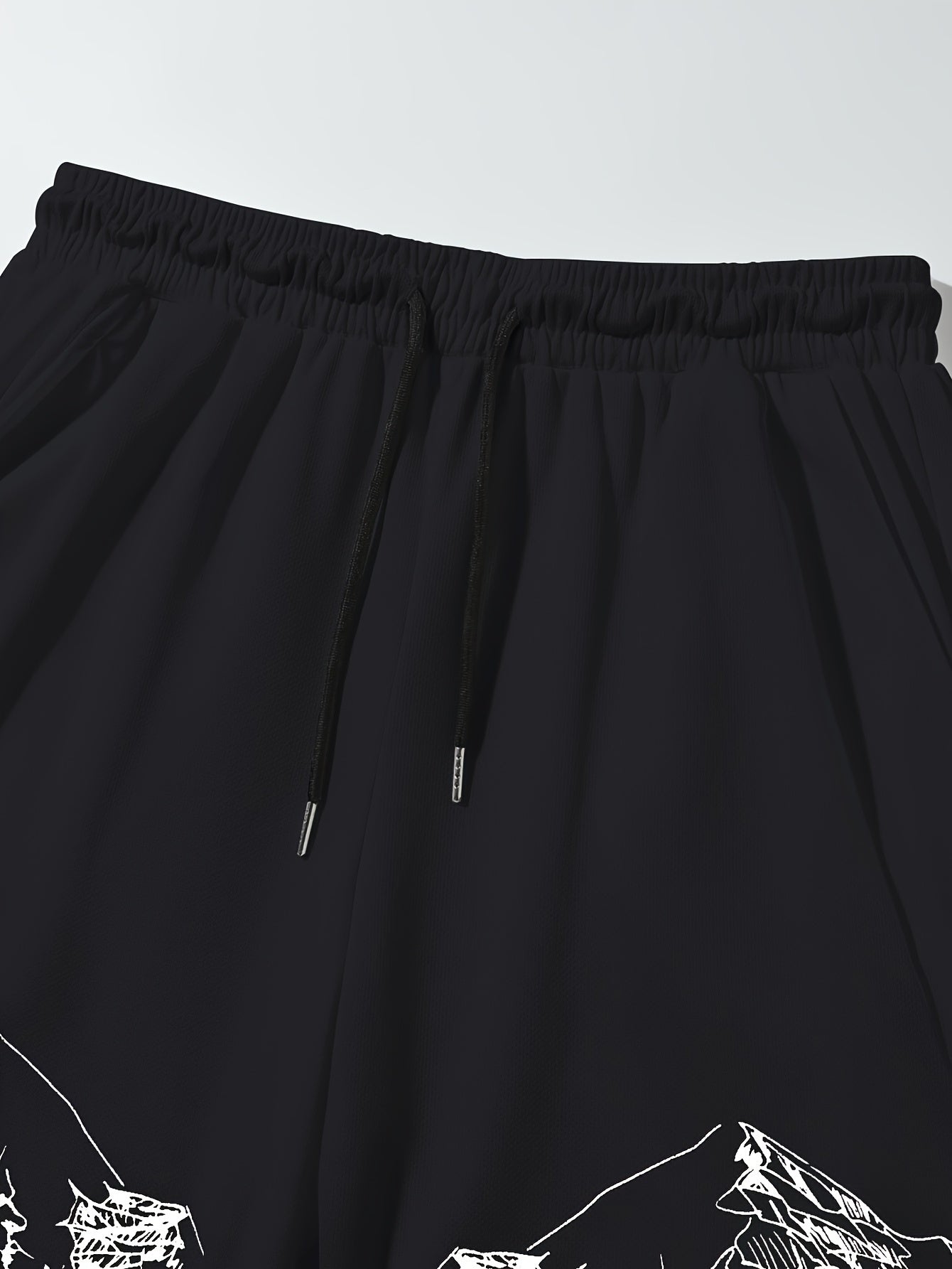 A Men'S Summer Casual Two-Piece Set Featuring a Stylish Short-Sleeve T-Shirt with a Round Neck And Drawstring Shorts, Perfect for Everyday Vacation Beach Wear