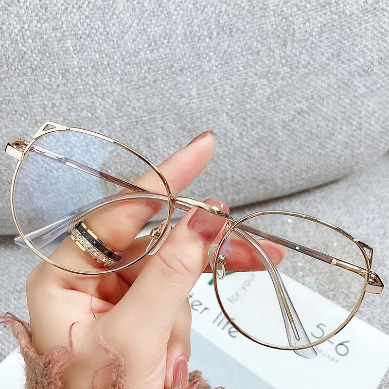 2022 Tendances Femmes Bureau Anti Lumière Bleue Lunettes d'ordinateur Surdimensionnées Œil de Chat Femme Bloqueur de Lumière Bleue Grandes Lunettes Monture en Alliage