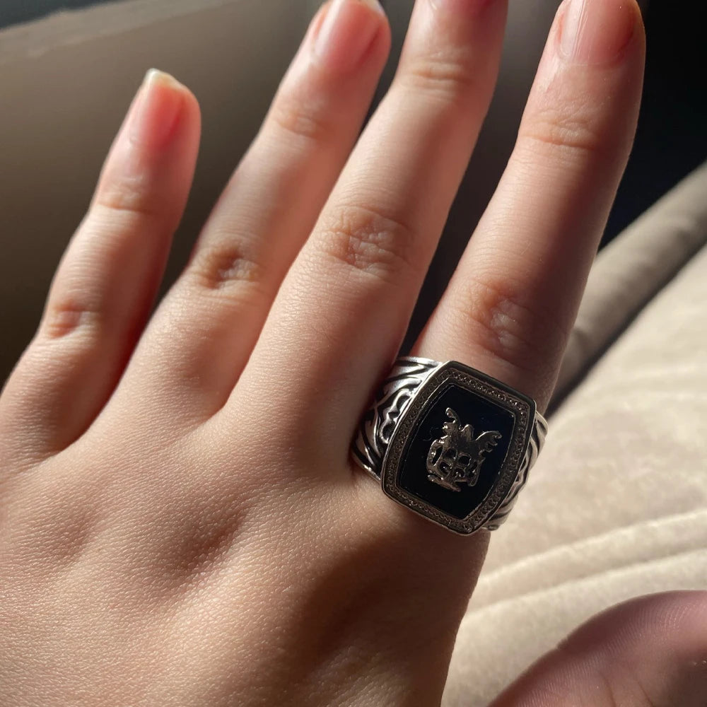 Hanreshe the Vampire Diaries Ring Alloy Black Revival Silver Plated Punk Party Cosplay Classic Ring for Men Gift