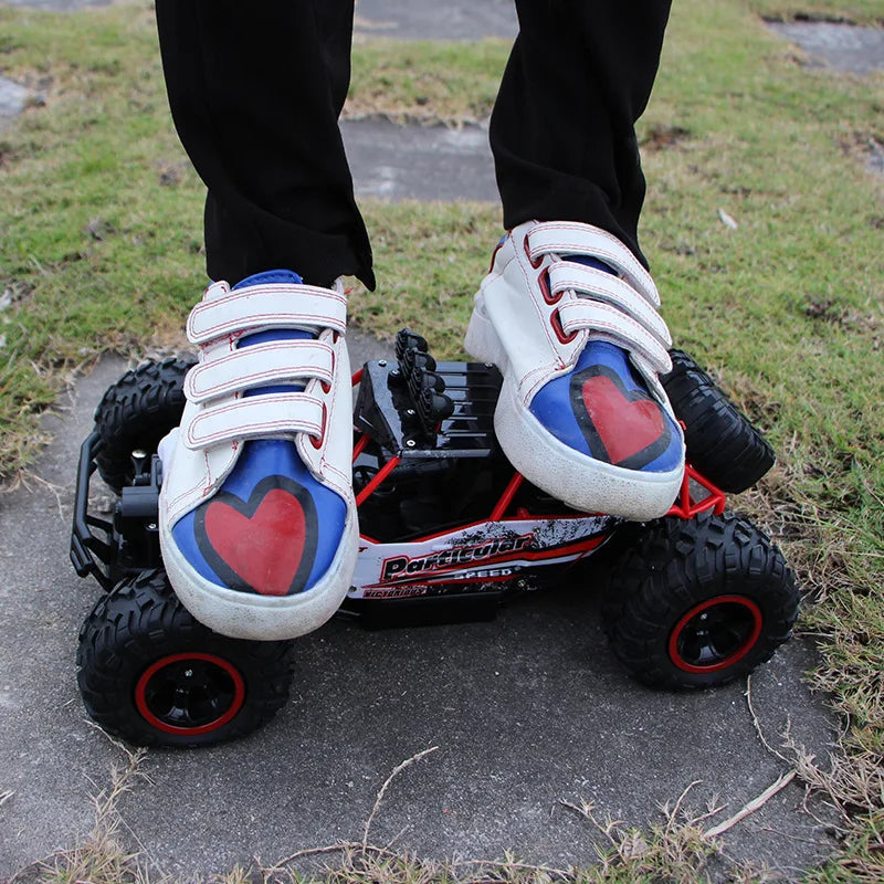 ZWN 1:12 / 1:16 4WD RC Auto mit LED-Lichtern 2.4G Funkfernsteuerung Autos Buggy Offroad-Kontroll-LKWs Jungen Spielzeug für Kinder