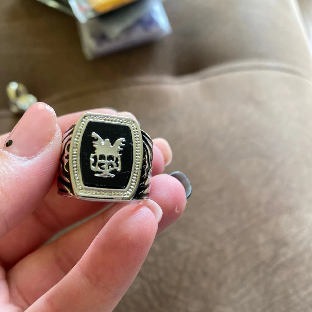 Bague Hanreshe The Vampire Diaries en alliage, noire, plaquée argent vieilli, style punk, pour fête ou cosplay, bague classique pour homme, cadeau