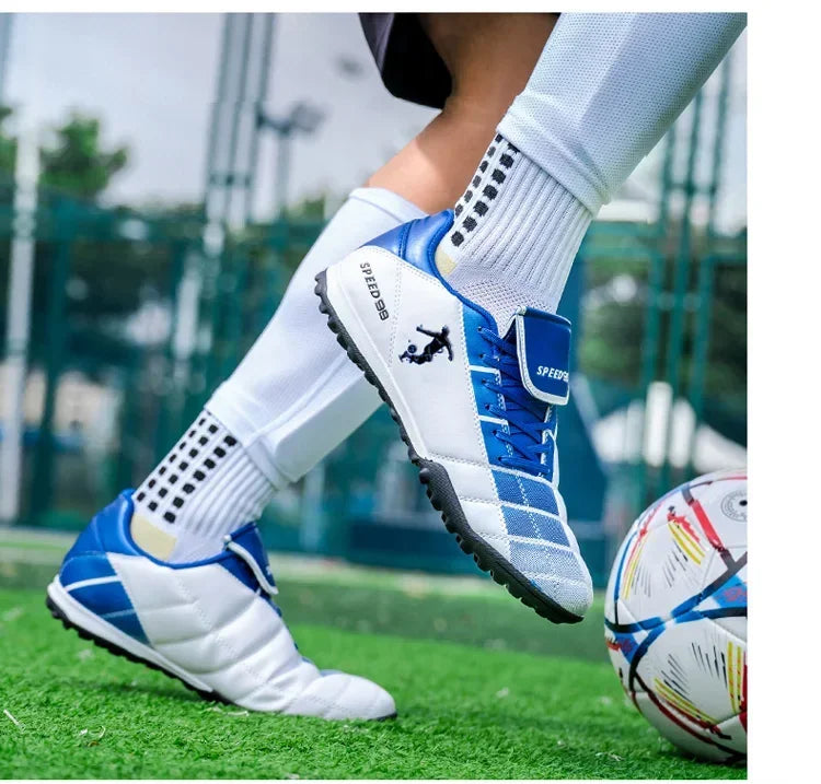 Chaussures de football homme crampons FG/TF, respirantes, professionnelles, pour gazon, antidérapantes, à crampons longs, pour entraînement adulte en futsal