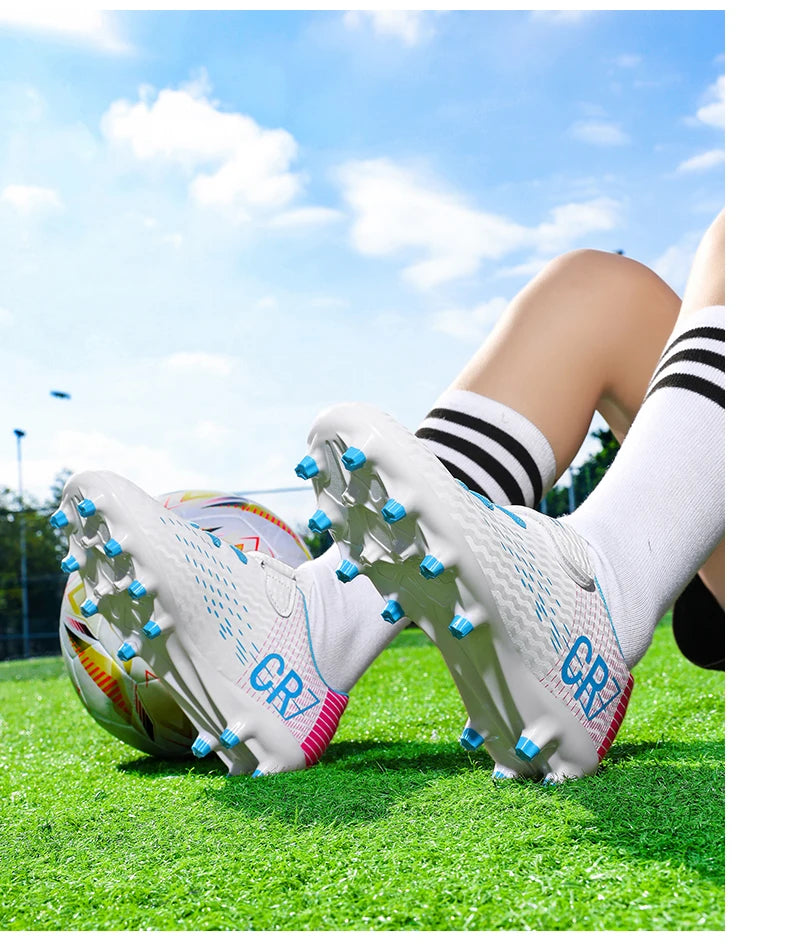 Nouvelles Chaussures de football pour enfants, Chaussures d'entraînement de football d'extérieur pour garçons et filles, Crampons de football à scratch, Baskets de futsal 28-39