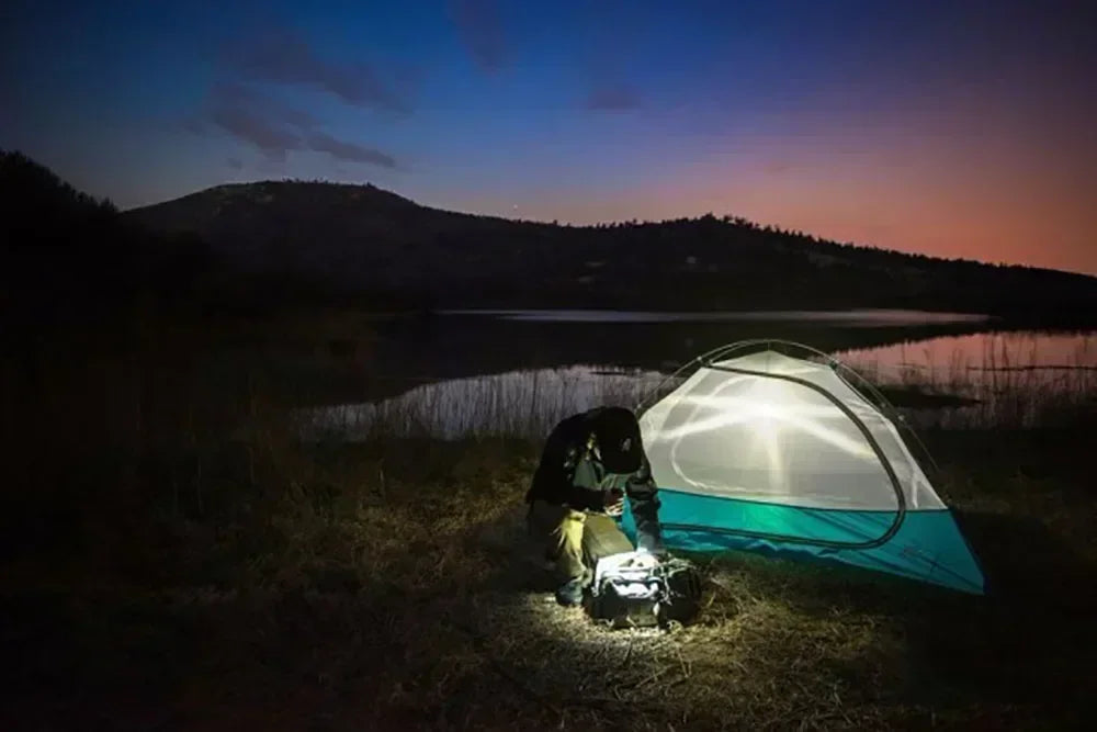 Tragbare Mini-LED-Taschenlampe Leistungsstarke 3*Docht Kleine Taschenlampe USB Wiederaufladbare Starke Lichtlaterne Superhelle Kappenclip-Lampe