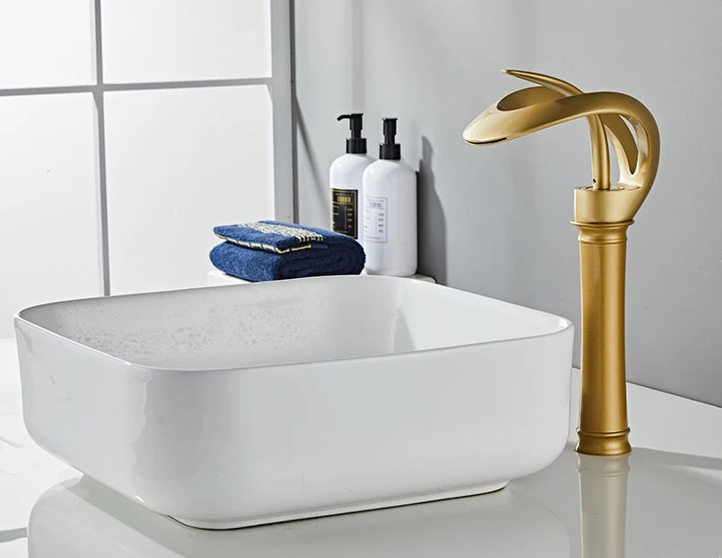 Robinet de lavabo doré/blanc, robinet de salle de bain noir, mitigeur de lavabo créatif en laiton gris, robinet de lavabo cascade chaud et froid