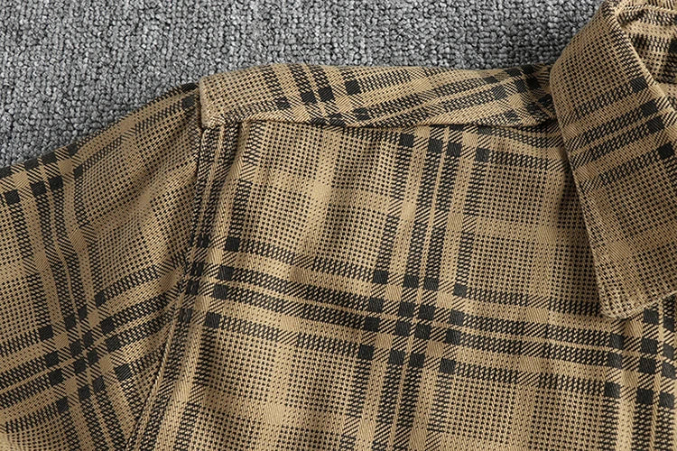 Fashionable Checked Cotton Shirt for Men, Ideal for Autumn Casual Wear, Washable Thin Jacket