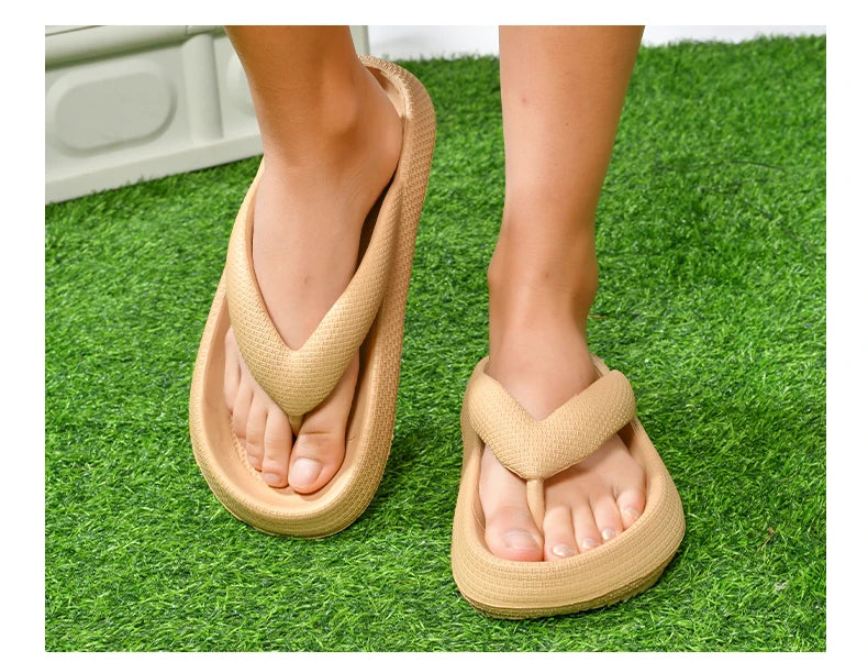 Ladies Lightweight Solid Color Sandals - Casual Indoor/Outdoor Couples Flip Flops, Comfortable Slip-On Beach Footwear