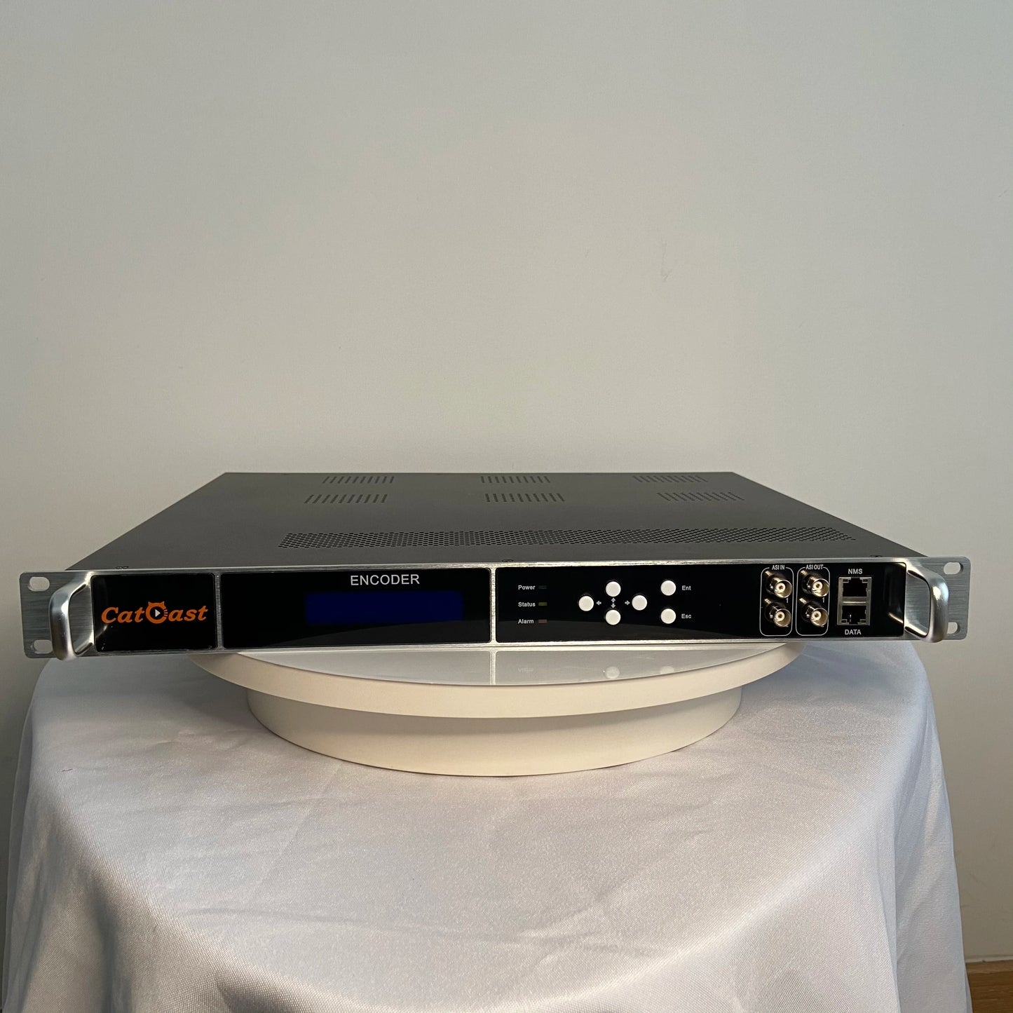 24 HD MI Input 8 Channel DVB-T/ISDBT Output Encoder Modulator 1080p Digital RF Modulation for TV Broadcast And Cable Systems