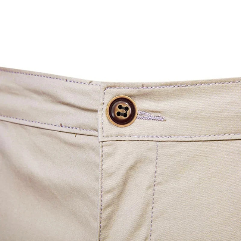 Nouveau short décontracté d'été pour homme - Pantalon coupe slim à jambe droite de cinq pouces dans des couleurs unies tendance pour les vêtements masculins.