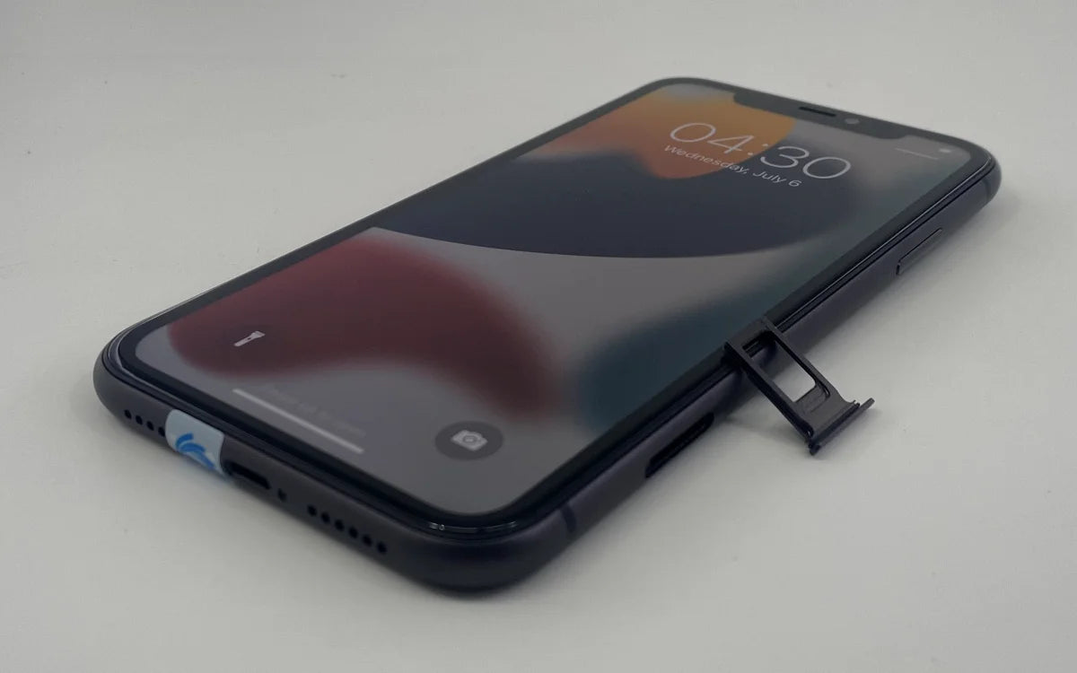 iPhone 11 d'origine débloqué 64 Go/128 Go/256 Go 3110 mAh A13 écran LCD 6,1 pouces iOS LTE 4G téléphone portable iphone11
