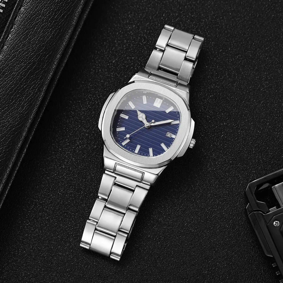 Montre de Luxe pour Homme, Cadran Carré Tendance, Bracelet en Acier Inoxydable, Mouvement à Quartz avec Calendrier (Sans Boîte)