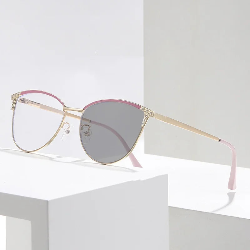 Retro Large Frame Photochromic Myopia Glasses Men's and Women's Anti-Blue Light Fashion Cat Eye Glasses Minus Diopter Eyeglasses