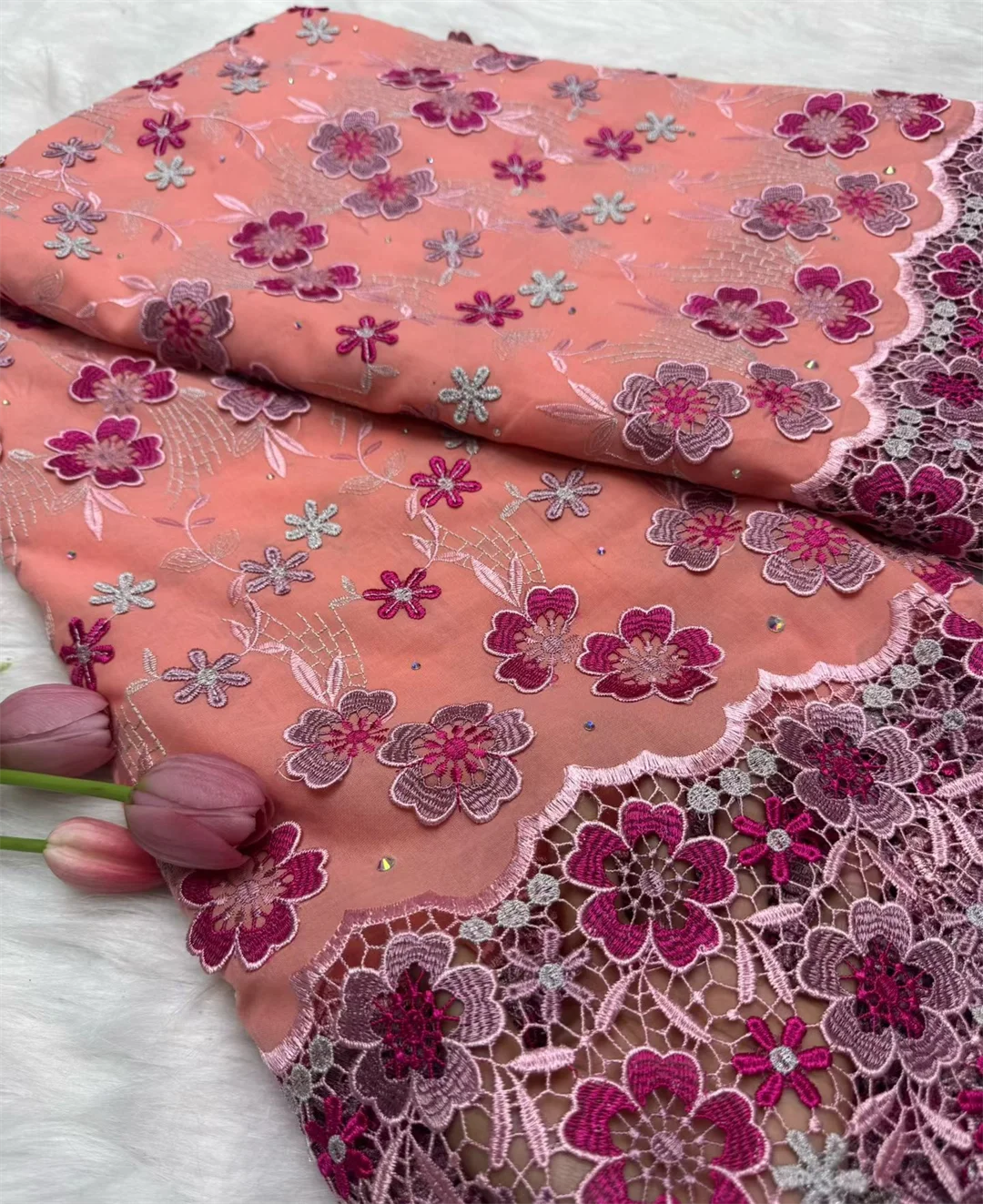 Dentelle Voile Suisse En Suisse Avec Pierres Appliquées Fleur 3D 2026 Tissu De Dentelle Africaine Super Qualité Pour Robe De Mariée En Dentelle