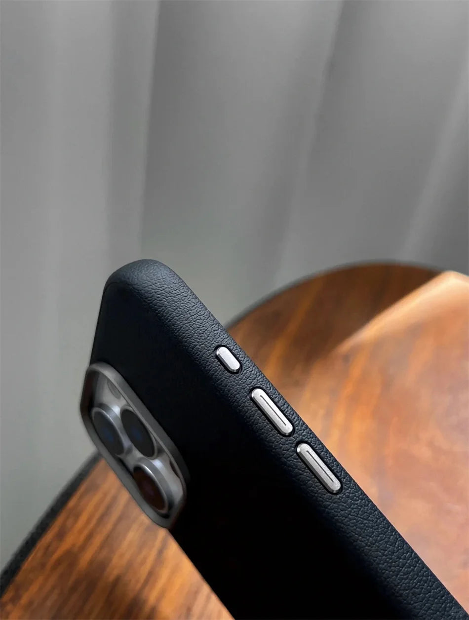 Luxuriöse, schlanke Leder-Hülle für MagSafe für iPhone 16 15 14 Pro Max in Wüstengold – Magnetische kabellose Ladefunktion, stoßfeste Abdeckung