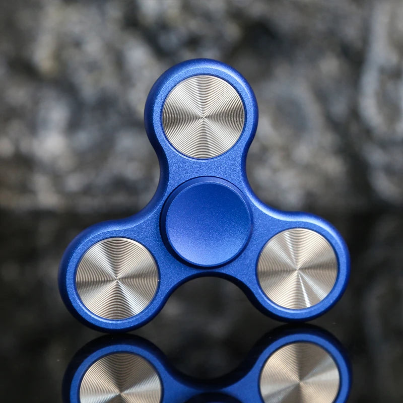 Jouet Fidget Spinner anti-stress en alliage d'aluminium à trois feuilles pour adultes, cadeaux et jouets anti-stress