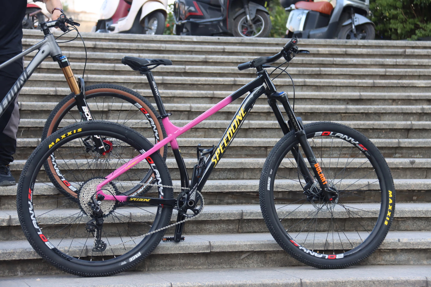 SPEEDONE 29 Fahrradrahmen Boost 148mm Aluminium 29 MTB Rahmen Konisches Steuerrohr für Ausdauerrennen Farbverlauf Mountainbike Rahmen