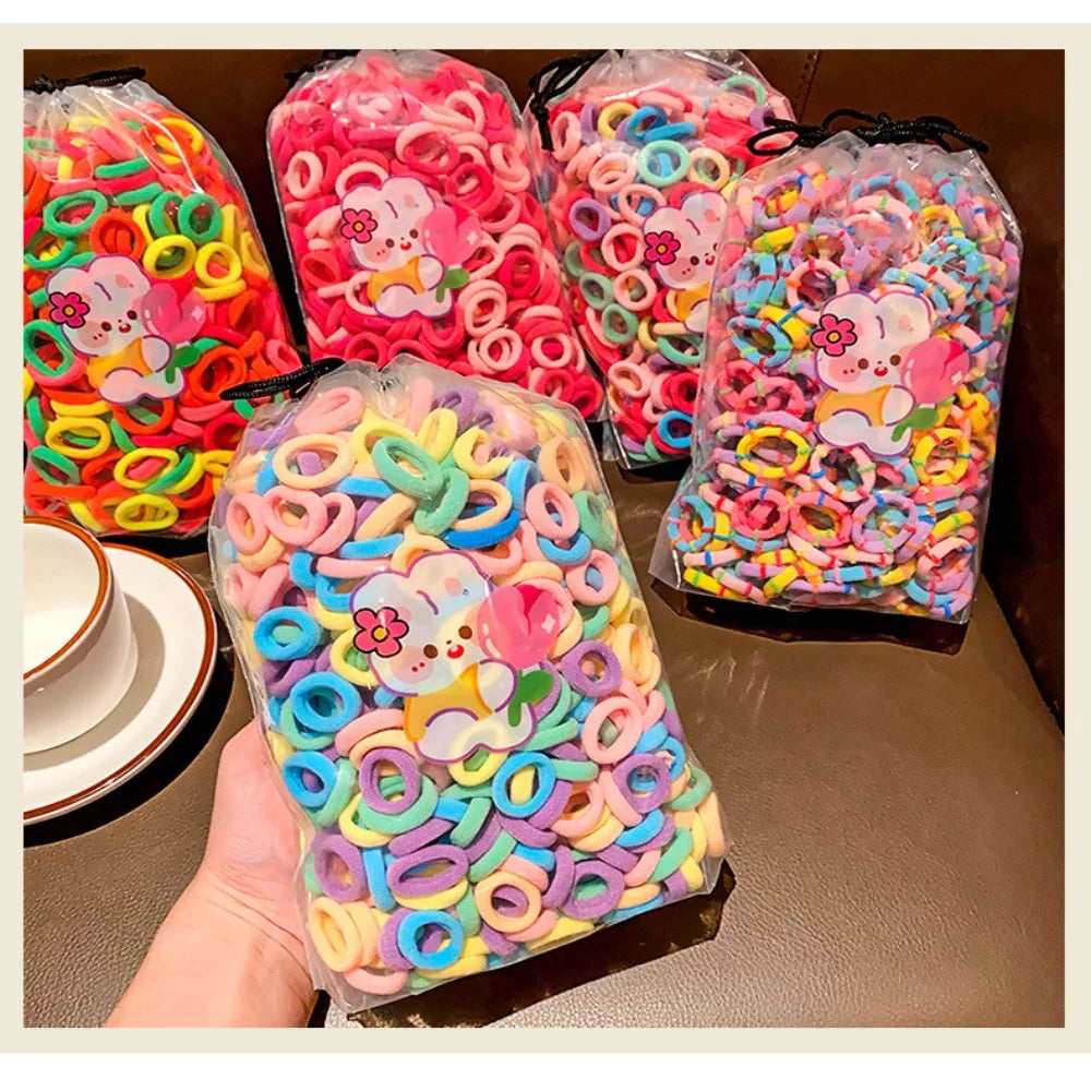 Lot de 100 bandeaux pour enfants marron et noir, mini élastiques mignons, corde à cheveux couleur bonbon, anneau à cheveux coréen sans danger, couvre-chef pour enfant