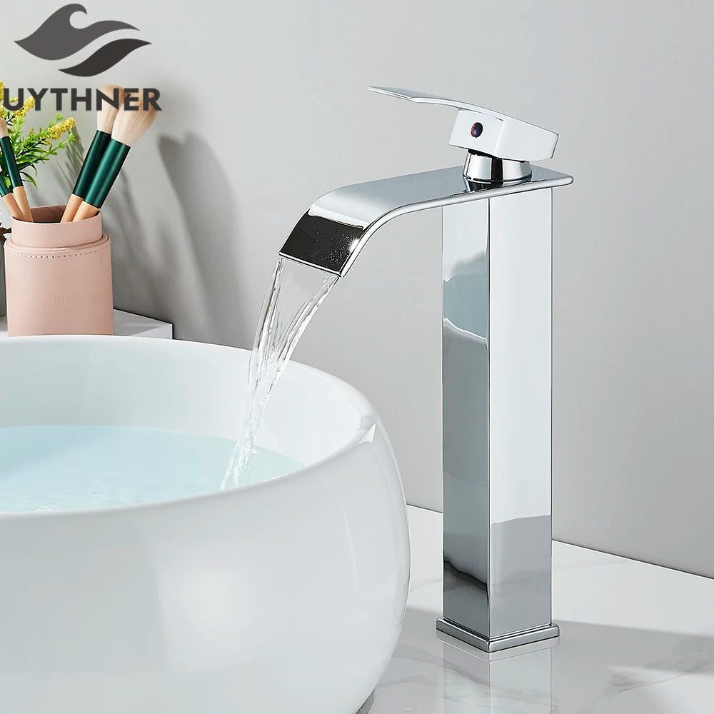 Robinet de Lavabo Doré Brossé, Élégant Robinet Cascade pour Salle de Bain, Mitigeur Monocommande en Laiton à Fixation sur Plan