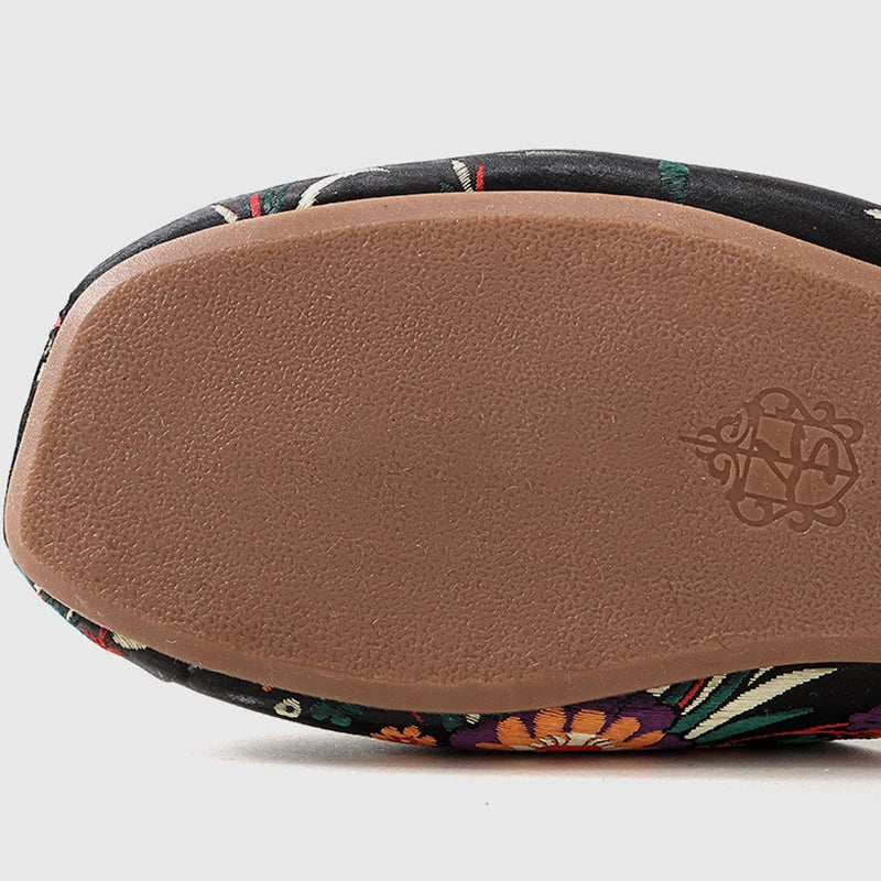 Spring and summer new Chinese embroidered slippers high-end light luxury classic beef tendon bottom home floor drag women
