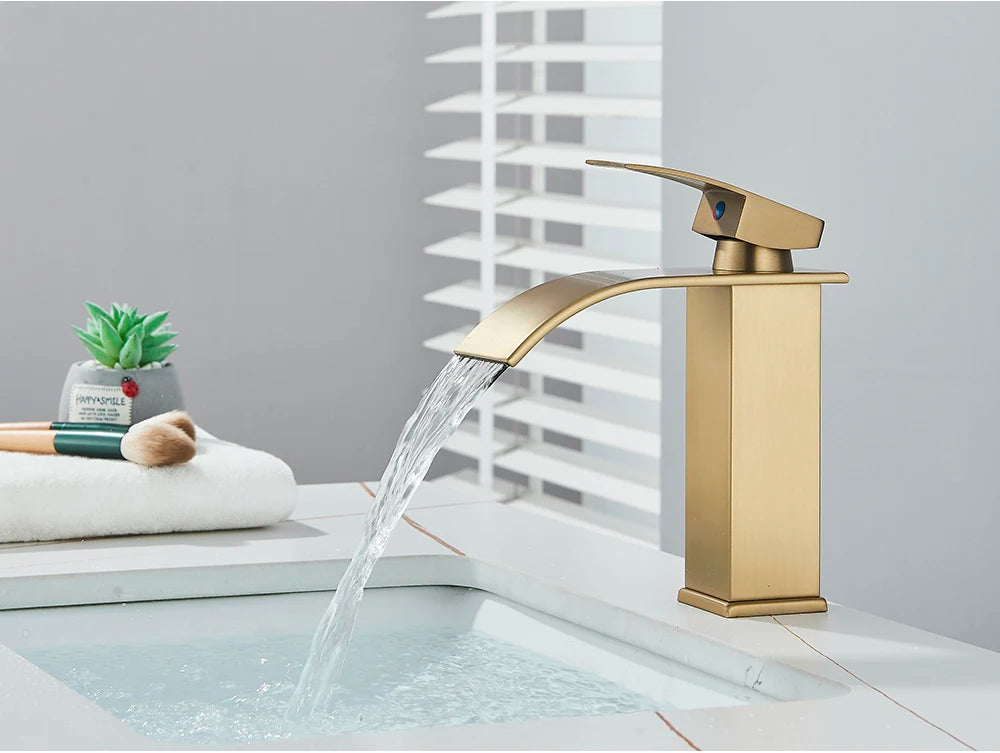 Robinet de Lavabo Doré Brossé, Élégant Robinet Cascade pour Salle de Bain, Mitigeur Monocommande en Laiton à Fixation sur Plan