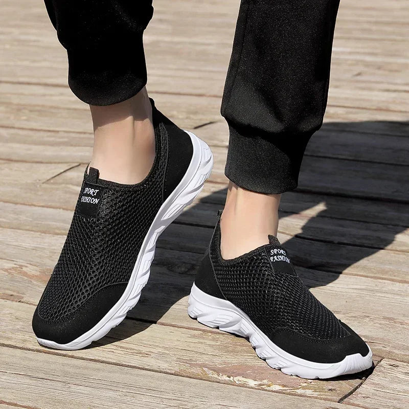 Nouvelles Chaussures de Course pour Hommes Chaussures de Sport Respirantes Légères Tendance Été en Maille Respirante pour Hommes Grandes Tailles 38-47