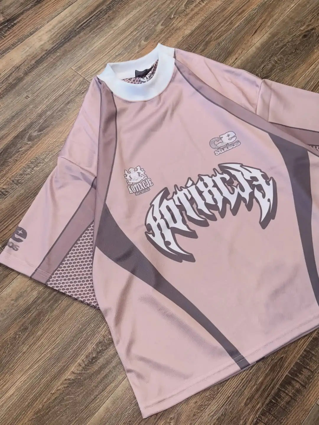 Herren und Damen Sportliche Atmungsaktive Rundhals-T-Shirts mit Spleiß-Kurzarm Hellrosa Serie Schlichte Oversized-Baseballtrikots