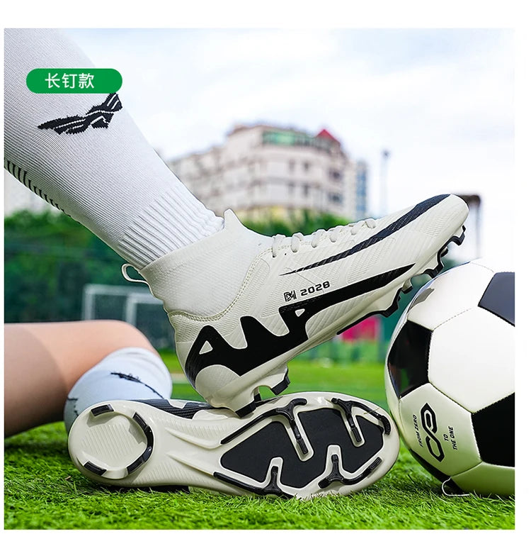 Chaussures de football roses tendance pour hommes, légères et professionnelles, chaussettes intégrées, chaussures de football pour hommes, antidérapantes, originales, baskets de football pour l'extérieur
