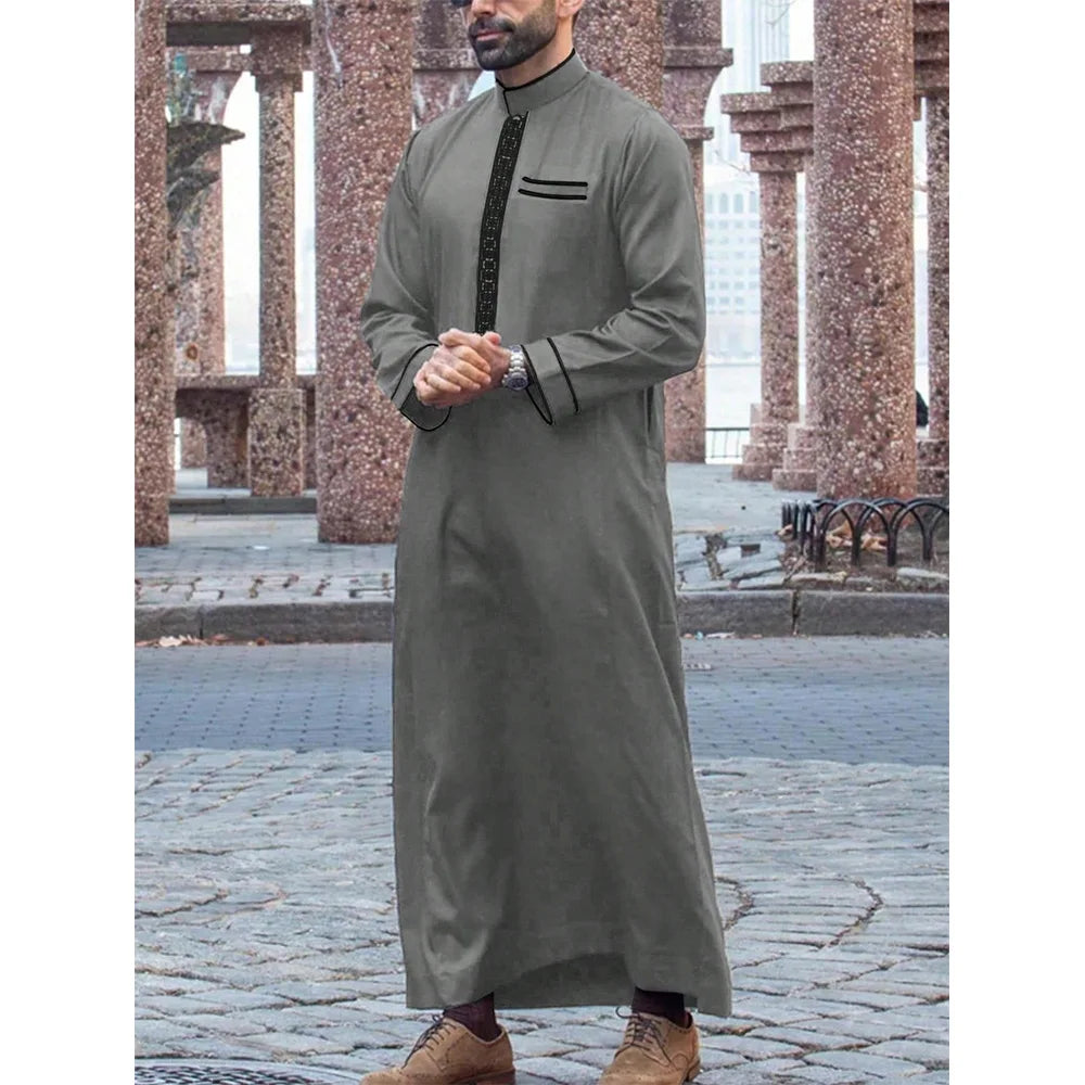 Nouvelle robe musulmane traditionnelle pour hommes, multicolore, élégante broderie ethnique, robe décontractée simple et ample pour hommes.