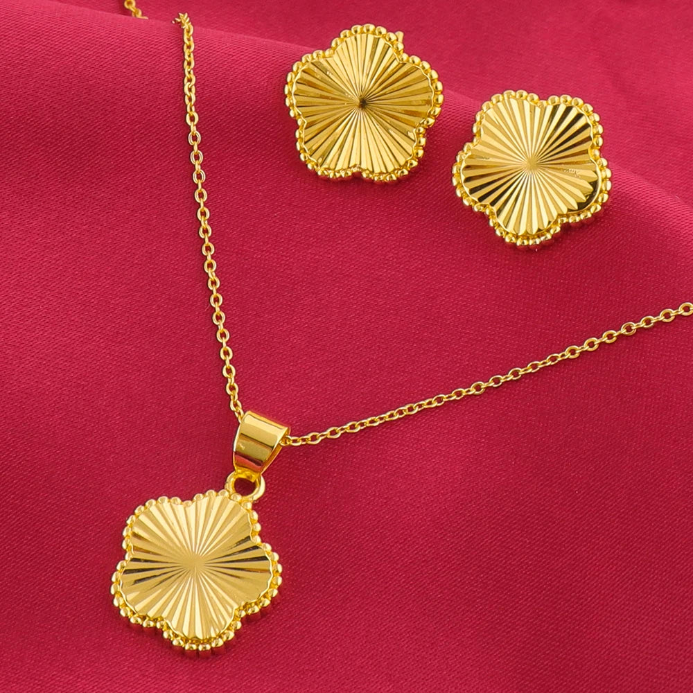 Parure Collier Ras du Cou Pendentif Boucles d'Oreilles Acier Inoxydable Couleur Dorée avec Fleurs pour Femme Bijoux et Accessoires de Mode Féminins