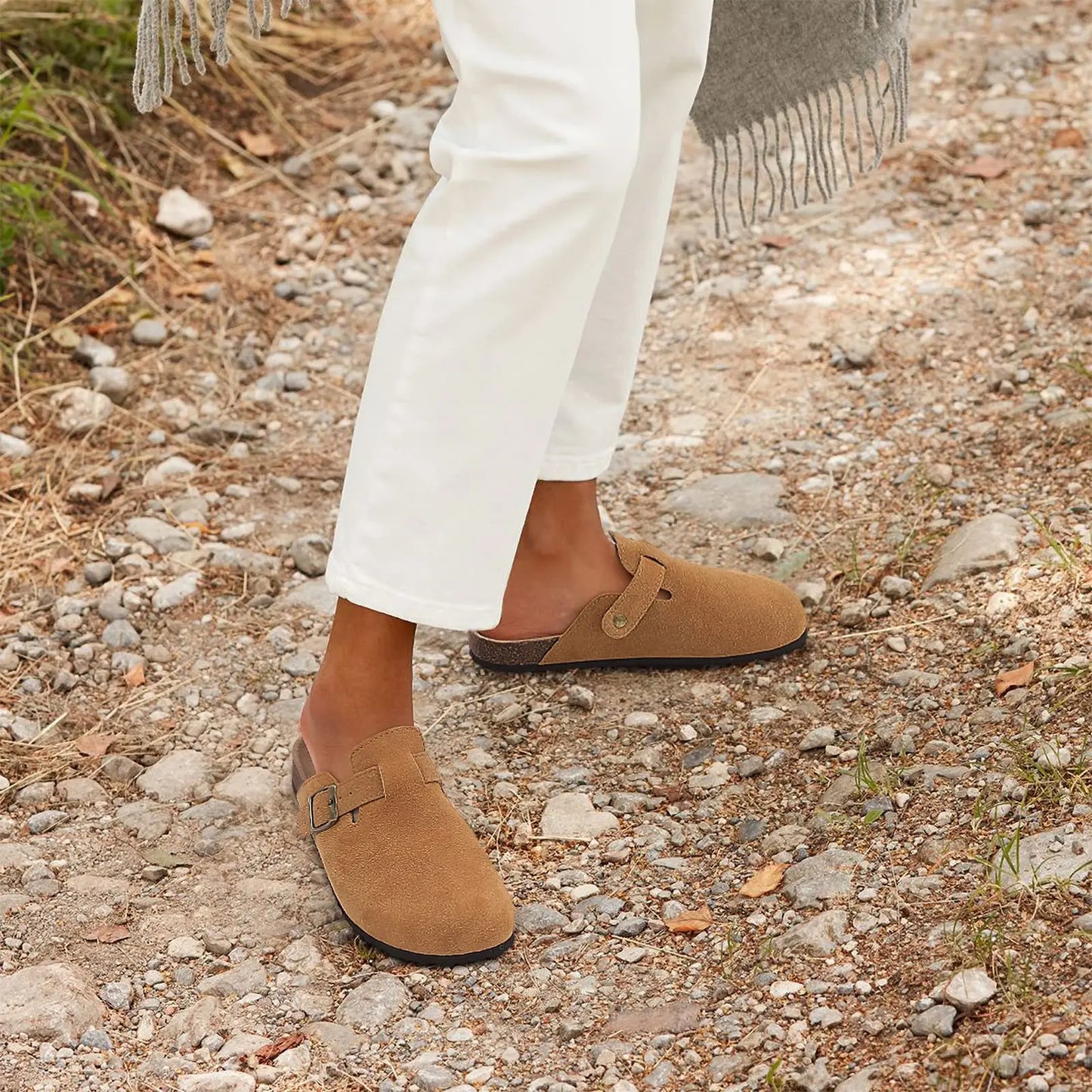 KIDMI Wildleder-Clogs für Damen Herren Pantoletten Korkfußbett Sandalen mit Fußgewölbestütze Modische rutschfeste Outdoor-Strandschuhe Hausschuhe
