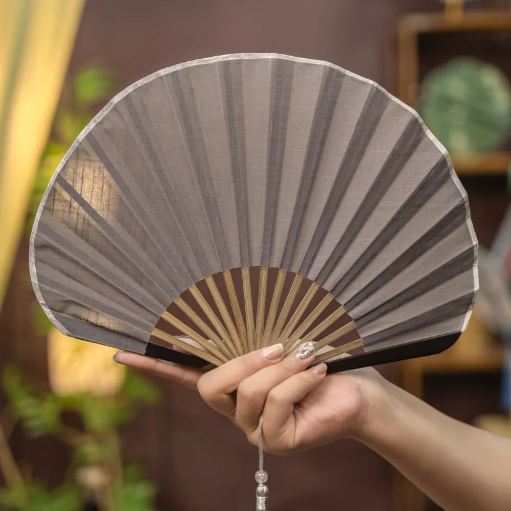 Mini ventilateur créatif rétro en coquillage, éventail pliable en tissu coton lin chinois, éventail portable de style chinois doux, cadeau éventail