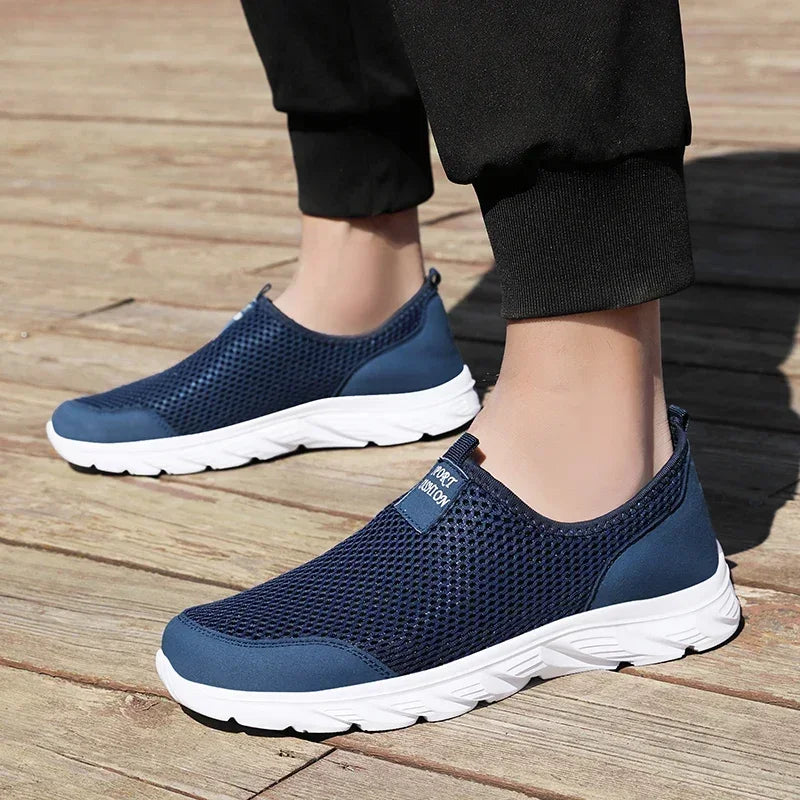 Nouvelles Chaussures de Course pour Hommes Chaussures de Sport Respirantes Légères Tendance Été en Maille Respirante pour Hommes Grandes Tailles 38-47