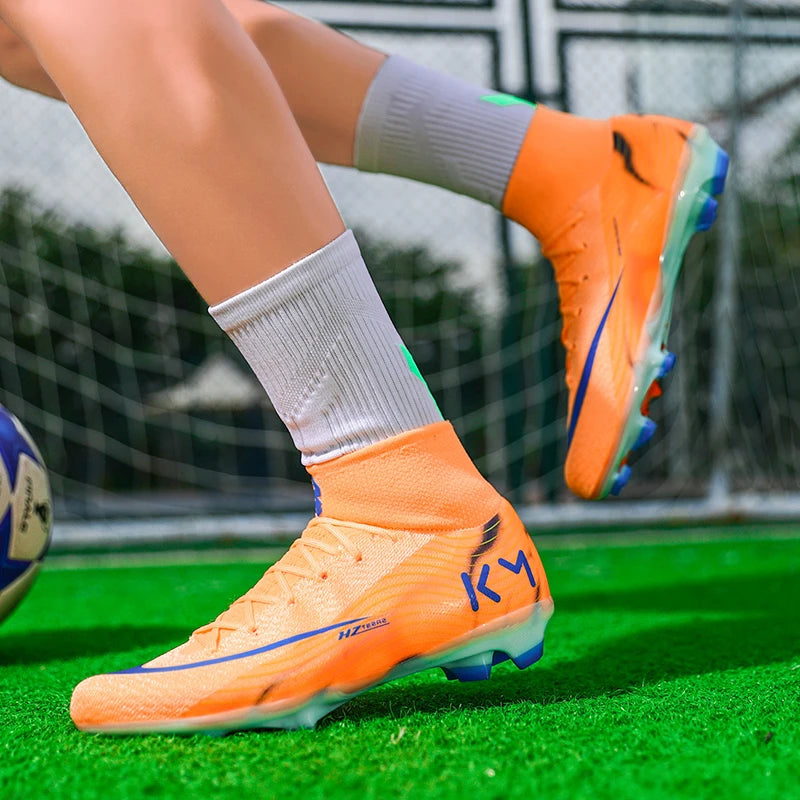 Neue hochwertige Herren Fußballschuhe TF/FG Trainingsfußballschuhe Ultraleichte rutschfeste Turf-Fußballschuhe Chuteira Campo