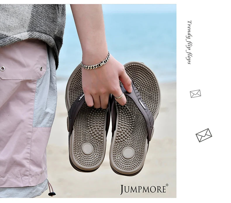Tongs de Massage Hommes Pantoufles d'Été Sandales de Plage Confortables Hommes Chaussures Décontractées Mode Hommes Tongs Chaussures Tendance 2023