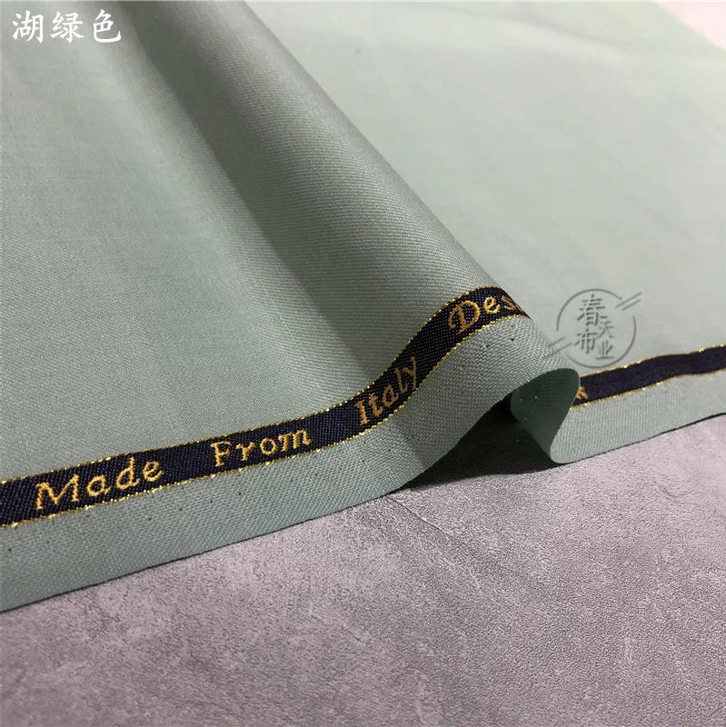 Italienischer Kammgarn-Twill-Stoff – knitterarm – Designeranzüge und Hosenmaterial für Business-Kleidung im Großhandel