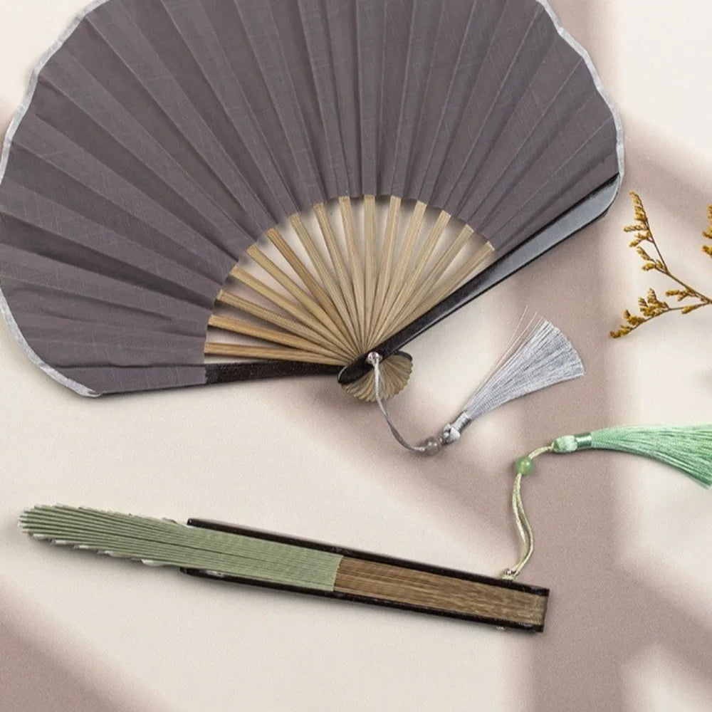 Mini ventilateur créatif rétro en coquillage, éventail pliable en tissu coton lin chinois, éventail portable de style chinois doux, cadeau éventail