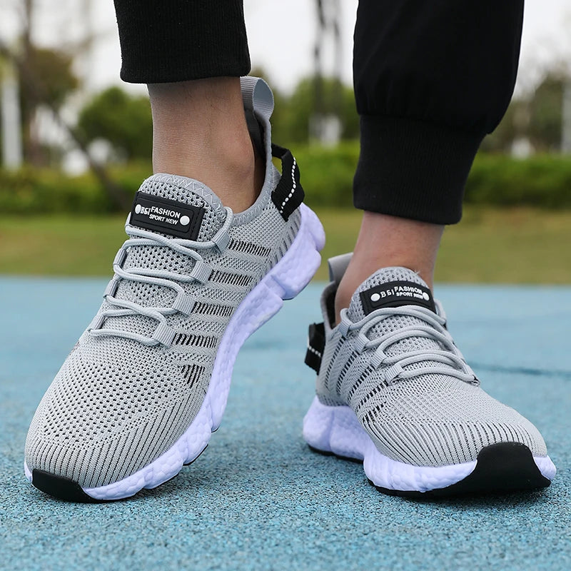 Chaussures de Course Légères pour Hommes Chaussures de Marche en Maille Respirante Nouvelles Chaussures de Sport d'Été en Plein Air Tenis Masculino Baskets Homme