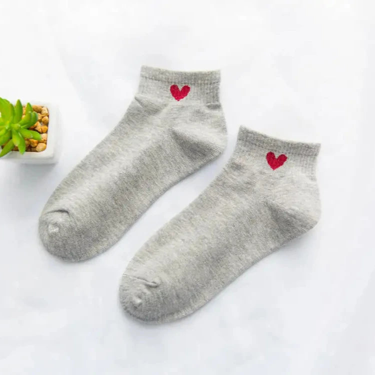 Frühling und Herbst Liebesherz MusterDamen Socken Lässige Sportsocken Kurze Bootssocken Süße reine Baumwolle Knöchelsocken Harajuku