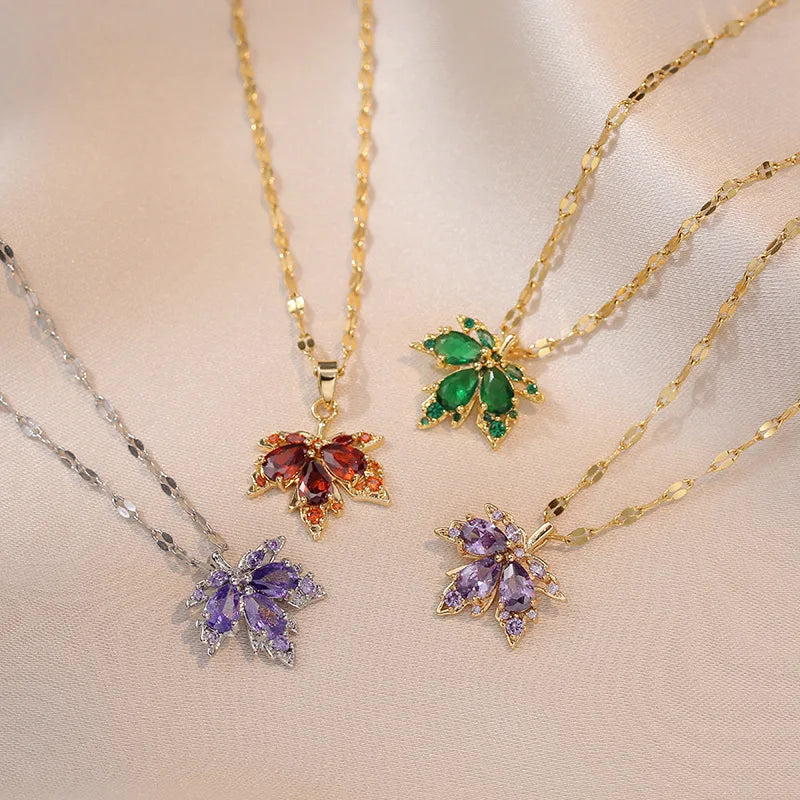 Exquisite Mikro-Inlaid Zirkon Schmetterlings-Quasten-Halskette für Damen Edelstahl Mond Schmetterling Blume Schlüsselbein-Choker-Schmuck
