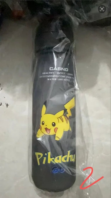 560ML Pokémon Wasserbecher Pikachu Mewtu Gengar Tragbare Plastik-Cartoon-Outdoor-Sport-Großraum-Reise-Wander-Wasserflasche