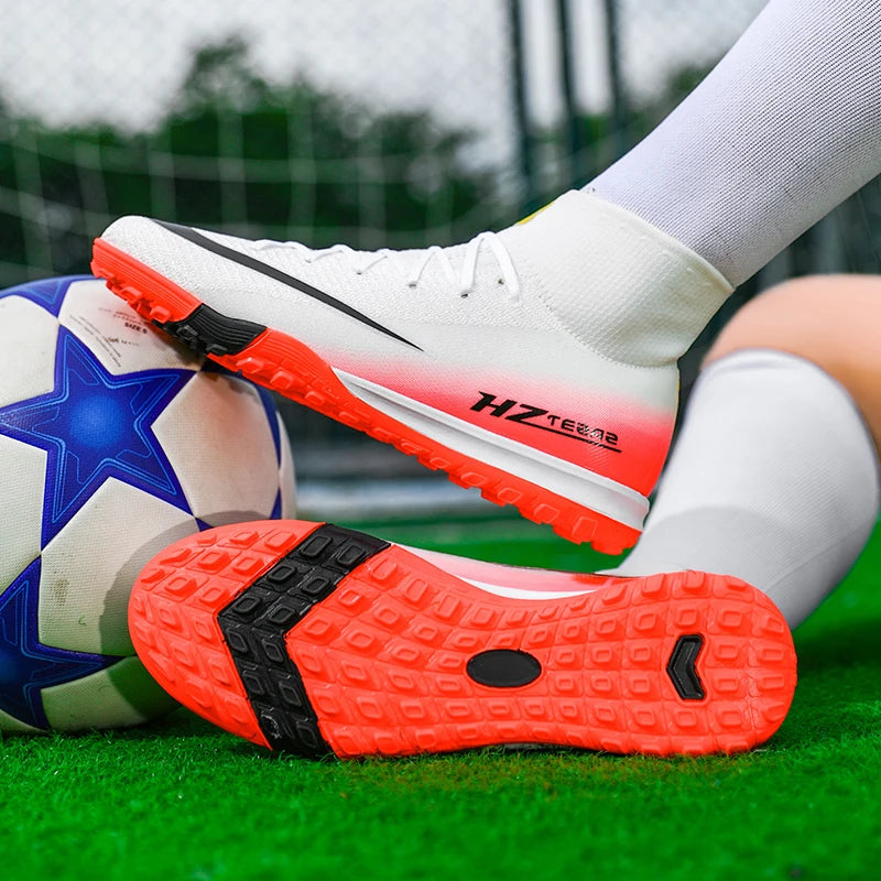 Neue hochwertige Herren Fußballschuhe TF/FG Trainingsfußballschuhe Ultraleichte rutschfeste Turf-Fußballschuhe Chuteira Campo