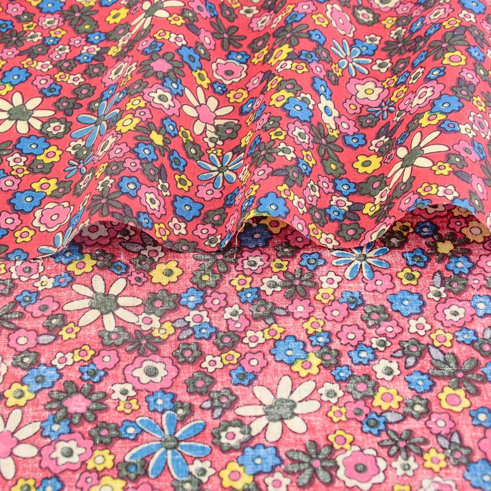 Schöner frischer rot bedruckter Stoff mit Blumenmustern, dünner Stoff aus 100 % Baumwolle, Patchwork für DIY-Bastelarbeiten, Heimtextilien, Meterware